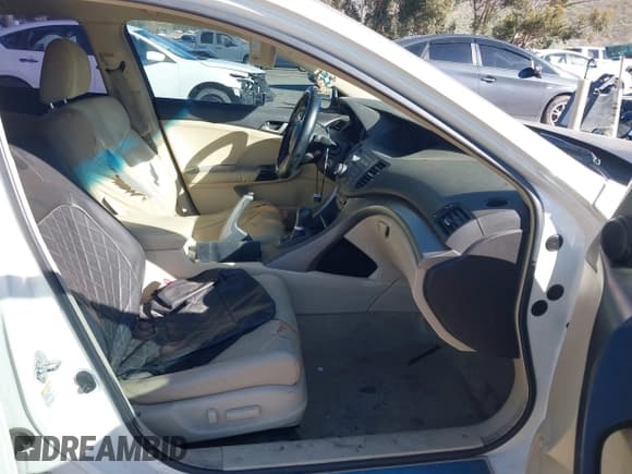 ✅ 2009 Acura TSX • VIN: JH4CU26699C035980 • Lot: 43881376. Listed on IAAI with 179,049 mi. Free auction sales archive from the USA and detailed vehicle history report at DreamBid. Image 5.