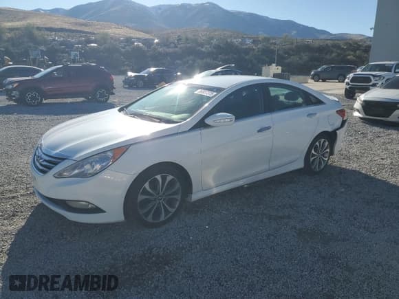 ✅ 2014 Hyundai Sonata SE • VIN: 5NPEC4AC0EH857233 • Лот: 86837375. Опубликован ранее на Copart с пробегом 149 664 миль. Бесплатный доступ к архиву аукционных продаж из США и подробный отчёт об истории автомобиля на DreamBid. Изображение 1.
