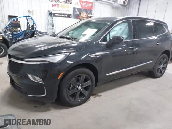 ✅ 2024 Buick Enclave Essence • VIN: 5GAEVAKW9RJ116935 • Lot: 40743550. Listed on IAAI with 7,160 mi. Free auction sales archive from the USA and detailed vehicle history report at DreamBid. Image 2.