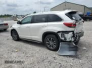 ✅ 2017 Toyota Highlander Hybrid XLE • VIN: 5TDJGRFH0HS031758 • Лот: 59146035. Опубликован ранее на Copart с пробегом 103 928 миль. Бесплатный доступ к архиву аукционных продаж из США и подробный отчёт об истории автомобиля на DreamBid. Изображение 2.