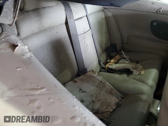 ✅ 2001 Volvo C70 • VIN: YV1NC56D91J023464 • Lot: 58118705. Wystawiony na Copart z przebiegiem 119 433 mil. Bezpłatny archiwum sprzedaży aukcyjnych z USA i szczegółowy raport historii pojazdu na DreamBid. Zdjęcie 10.