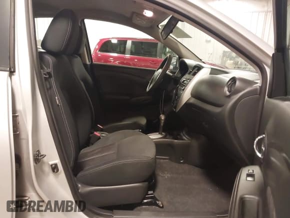 ✅ 2015 Nissan Versa SV • VIN: 3N1CN7AP3FL832756 • Lot: 43743263. Listed on IAAI with 164,466 mi. Free auction sales archive from the USA and detailed vehicle history report at DreamBid. Image 5.