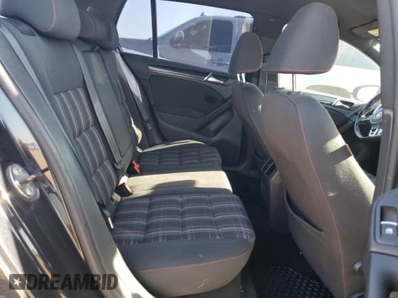 ✅ 2012 Volkswagen Golf GTI PZEV • VIN: WVWHD7AJ8CW196360 • Lot: 61696135. Wystawiony na Copart z przebiegiem 143 739 mil. Bezpłatny archiwum sprzedaży aukcyjnych z USA i szczegółowy raport historii pojazdu na DreamBid. Zdjęcie 10.