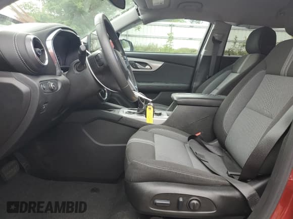 ✅ 2024 Chevrolet Blazer LT • VIN: 3GNKBHR46RS171940 • Lot: 82081065. Listed on Copart with 12,761 mi. Free auction sales archive from the USA and detailed vehicle history report at DreamBid. Image 7.