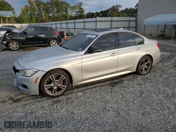 ✅ 2013 BMW 3 Series 335i • VIN: WBA3A9G53DNP35867 • Lot: 69428605. Listed on Copart with 101,685 mi. Free auction sales archive from the USA and detailed vehicle history report at DreamBid. Image 1.
