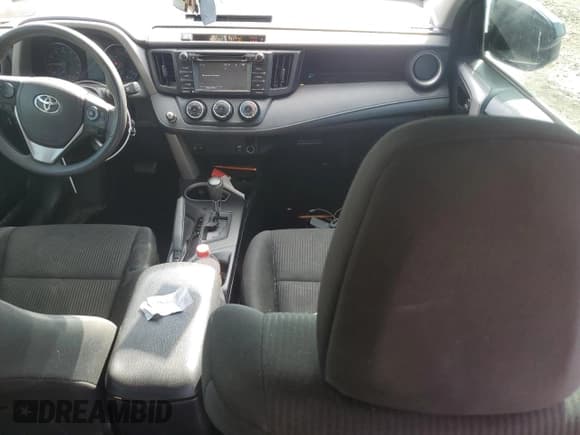 ✅ 2017 Toyota RAV4 LE • VIN: 2T3ZFREV4HW387352 • Lot: 90916885. Wystawiony na Copart z przebiegiem 194 229 mil. Bezpłatny archiwum sprzedaży aukcyjnych z USA i szczegółowy raport historii pojazdu na DreamBid. Zdjęcie 8.