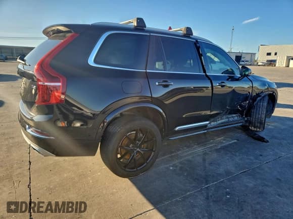 ✅ 2016 Volvo XC90 T6 Inscription • VIN: YV4A22PL6G1085499 • Lot: 94067365. Listed on Copart with 125,113 mi. Free auction sales archive from the USA and detailed vehicle history report at DreamBid. Image 3.