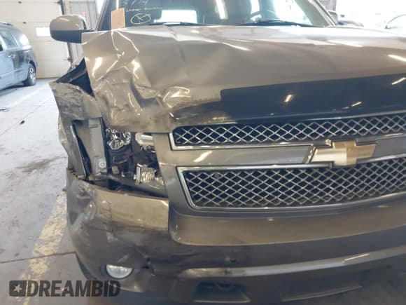 ✅ 2007 Chevrolet Suburban LT • VIN: 1GNFK16387R381816 • Lot: 42554633. Listed on IAAI with 99,606 mi. Free auction sales archive from the USA and detailed vehicle history report at DreamBid. Image 6.