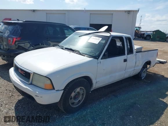 ✅ 2003 GMC Sonoma SLS • VIN: 1GTCS19X238207511 • Lot: 42033133. Wystawiony na IAAI z przebiegiem 310 413 mil. Bezpłatny archiwum sprzedaży aukcyjnych z USA i szczegółowy raport historii pojazdu na DreamBid. Zdjęcie 18.