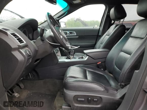 ✅ 2013 Ford Explorer XLT • VIN: 1FM5K8D84DGC29661 • Lot: 59474795. Wystawiony na Copart z przebiegiem 139 348 mil. Bezpłatny archiwum sprzedaży aukcyjnych z USA i szczegółowy raport historii pojazdu na DreamBid. Zdjęcie 7.