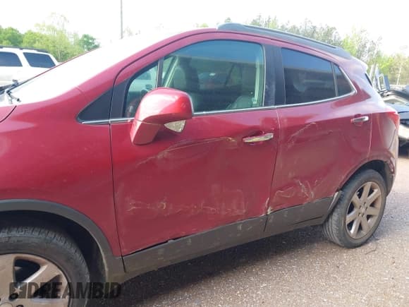 ✅ 2013 Buick Encore Leather • VIN: KL4CJGSB9DB186370 • Lot: 42012303. Listed on IAAI with 181,133 mi. Free auction sales archive from the USA and detailed vehicle history report at DreamBid. Image 6.