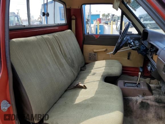 ✅ 1983 Toyota Pickup • VIN: JT4RN44D2D1105264 • Лот: 66220165. Опубликован ранее на Copart с пробегом 150 501 миль. Бесплатный доступ к архиву аукционных продаж из США и подробный отчёт об истории автомобиля на DreamBid. Изображение 10.