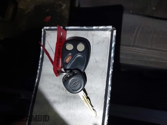 ✅ 2006 Chevrolet Silverado 2500HD LT1 • VIN: 1GCHK23286F114288 • Лот: 43728466. Опубликован ранее на IAAI с пробегом 317 055 миль. Бесплатный доступ к архиву аукционных продаж из США и подробный отчёт об истории автомобиля на DreamBid. Изображение 11.