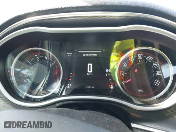 2018 Dodge Challenger R/T z VIN 2C3CDZBT4JH183613, wystawiony jako IAAI lot #42736300 z przebiegiem 176 851 mil mil oraz . Historia ofert i sprzedaży dostępna na DreamBid. Obrazek 7.