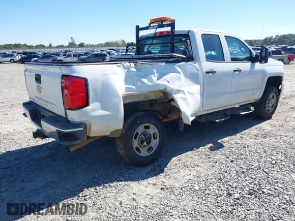 ✅ 2015 Chevrolet Silverado 2500HD Work Truck • VIN: 1GC2CUEG7FZ519192 • Лот: 43494305. Опубликован ранее на IAAI с пробегом 215 257 миль. Бесплатный доступ к архиву аукционных продаж из США и подробный отчёт об истории автомобиля на DreamBid. Изображение 4.