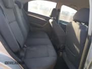 ✅ 2007 Chevrolet Aveo LS • VIN: KL1TD56697B049682 • Lot: 49733825. Wystawiony na Copart z przebiegiem 182 073 mil. Bezpłatny archiwum sprzedaży aukcyjnych z USA i szczegółowy raport historii pojazdu na DreamBid. Zdjęcie 10.