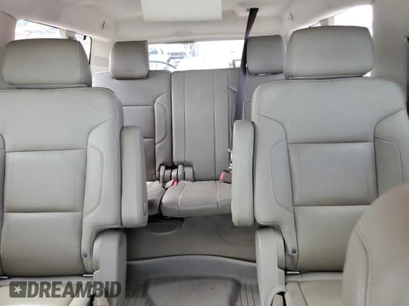 ✅ 2020 GMC Yukon XL SLT • VIN: 1GKS2GKC6LR172413 • Lot: 71116765. Listed on Copart with 100,768 mi. Free auction sales archive from the USA and detailed vehicle history report at DreamBid. Image 10.