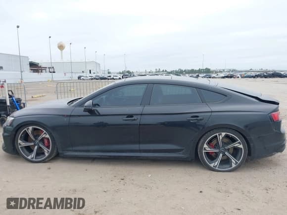 ✅ 2019 Audi RS 5 Sportback • VIN: WUABWCF59KA900598 • Lot: 41520850. Listed on IAAI with 96,420 mi. Free auction sales archive from the USA and detailed vehicle history report at DreamBid. Image 14.