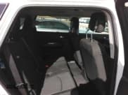 ✅ 2019 Dodge Journey SE • VIN: 3C4PDCBB0KT856553 • Lot: 87046405. Wystawiony na Copart z przebiegiem 93 217 mil. Bezpłatny archiwum sprzedaży aukcyjnych z USA i szczegółowy raport historii pojazdu na DreamBid. Zdjęcie 11.