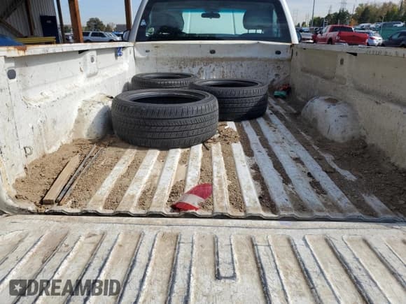 ✅ 2011 Chevrolet Silverado 1500 Work Truck • VIN: 1GCNCPEX4BZ419706 • Лот: 86510485. Опубликован ранее на Copart с пробегом 208 162 миль. Бесплатный доступ к архиву аукционных продаж из США и подробный отчёт об истории автомобиля на DreamBid. Изображение 10.