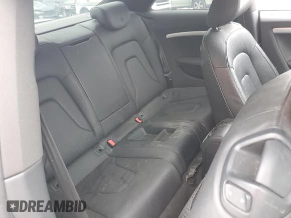 ✅ 2014 Audi RS 5 • VIN: WUAC6AFR4EA900833 • Lot: 55972465. Wystawiony na Copart z przebiegiem Nie podano. Bezpłatny archiwum sprzedaży aukcyjnych z USA i szczegółowy raport historii pojazdu na DreamBid. Zdjęcie 10.