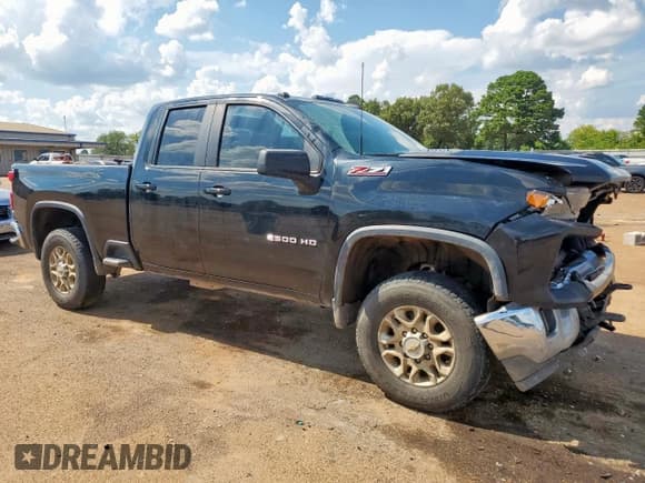 ✅ 2024 Chevrolet Silverado 2500HD LT • VIN: 1GC5YNE78RF135285 • Lot: 68760615. Listed on Copart with 66,721 mi. Free auction sales archive from the USA and detailed vehicle history report at DreamBid. Image 4.