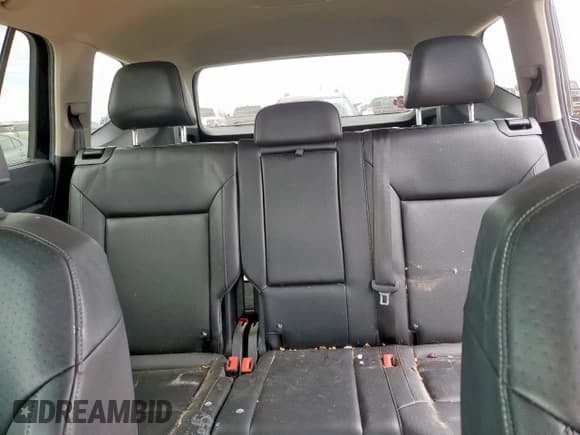 ✅ 2019 Volkswagen Atlas SE • VIN: 1V2WR2CA3KC553581 • Lot: 80914195. Wystawiony na Copart z przebiegiem 131 958 mil. Bezpłatny archiwum sprzedaży aukcyjnych z USA i szczegółowy raport historii pojazdu na DreamBid. Zdjęcie 10.