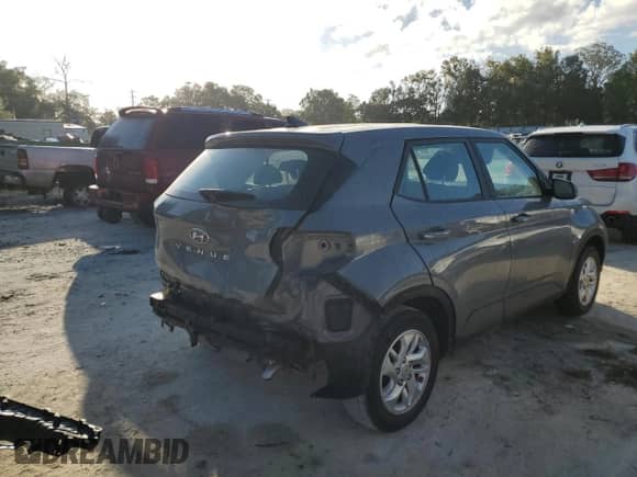 2022 Hyundai Venue SE z VIN KMHRB8A3XNU177787, wystawiony jako Copart lot #78832614 z przebiegiem 31 626 mil mil oraz Nie do naprawy • Non repairable. Historia ofert i sprzedaży dostępna na DreamBid. Obrazek 3.