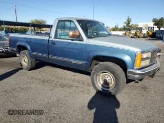 ✅ 1990 GMC Sierra 2500 • VIN: 1GTGK24K9LE552815 • Лот: 76828874. Опубликован ранее на Copart с пробегом 211 977 миль. Бесплатный доступ к архиву аукционных продаж из США и подробный отчёт об истории автомобиля на DreamBid. Изображение 4.