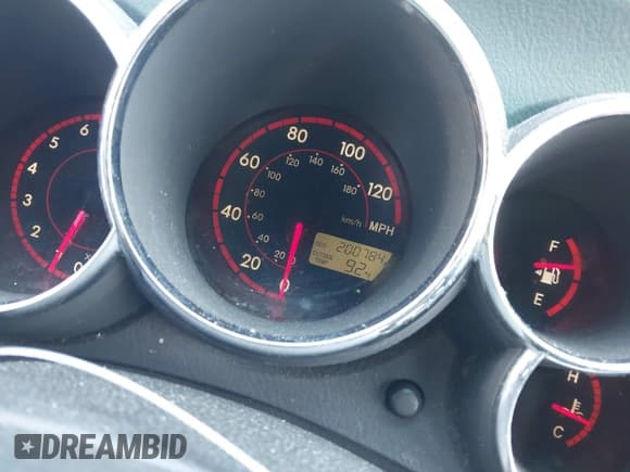 ✅ 2004 Toyota Matrix Std • VIN: 2T1KR32E44C179258 • Лот: 42567129. Опубликован ранее на IAAI с пробегом 200 784 миль. Бесплатный доступ к архиву аукционных продаж из США и подробный отчёт об истории автомобиля на DreamBid. Изображение 15.