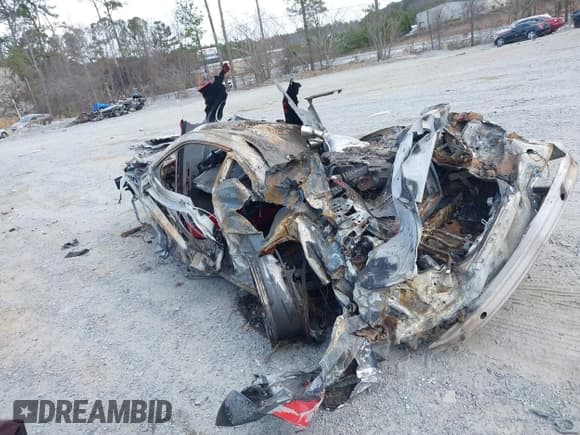 ✅ 2023 Chevrolet Camaro LT1 • VIN: 1G1FE1R72P0109676 • Lot: 41719887. Listed on IAAI with Not provided. Free auction sales archive from the USA and detailed vehicle history report at DreamBid. Image 6.