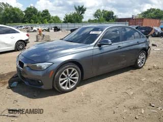 ✅ 2017 BMW 3 Series 320i xDrive • VIN: WBA8E5G36HNU43136 • Lot: 65140905. Listed on Copart with 71,698 mi. Free auction sales archive from the USA and detailed vehicle history report at DreamBid. Image 1.