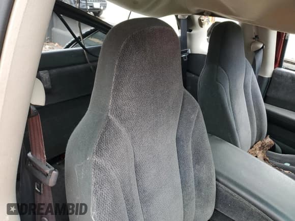 ✅ 2001 Dodge Dakota Sport • VIN: 1B7GL22N61S301758 • Lot: 72066115. Wystawiony na Copart z przebiegiem Nie podano. Bezpłatny archiwum sprzedaży aukcyjnych z USA i szczegółowy raport historii pojazdu na DreamBid. Zdjęcie 10.