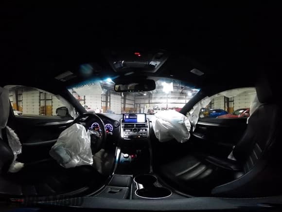 ✅ 2019 Lexus NX 300 • VIN: JTJBARBZ2K2190958 • Лот: 43075006. Опубликован ранее на IAAI с пробегом 80 941 миль. Бесплатный доступ к архиву аукционных продаж из США и подробный отчёт об истории автомобиля на DreamBid. Изображение 19.