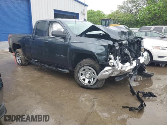 ✅ 2018 Chevrolet Silverado 1500 Work Truck • VIN: 1GCVKNEH5JZ207735 • Lot: 56218585. Wystawiony na Copart z przebiegiem Nie podano. Bezpłatny archiwum sprzedaży aukcyjnych z USA i szczegółowy raport historii pojazdu na DreamBid. Zdjęcie 4.