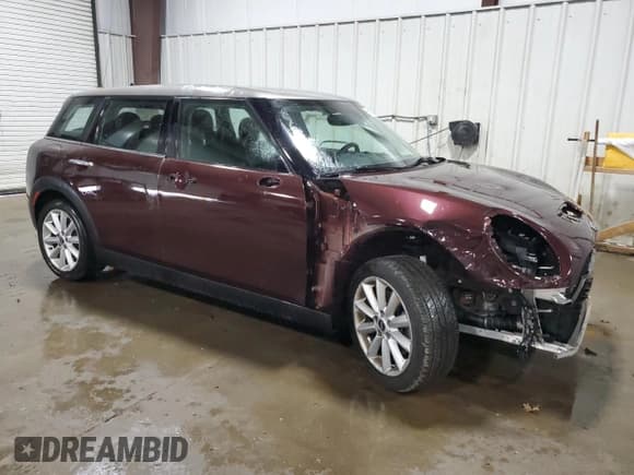 ✅ 2017 MINI Clubman Cooper S • VIN: WMWLN9C39H2E50206 • Lot: 65143244. Listed on Copart with 35,932 mi. Free auction sales archive from the USA and detailed vehicle history report at DreamBid. Image 4.
