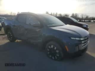 2025 Hyundai Santa Cruz SEL с VIN 5NTJBDDE3SH127327, выставлен на аукционе Copart как лот 45662725 с пробегом 4 154 миль миль и Списание • Salvage title. История ставок и продаж доступна на DreamBid. Изображение 4.