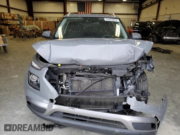 ✅ 2022 Hyundai Venue SEL • VIN: KMHRC8A39NU155101 • Lot: 41875075. Listed on Copart with 23,372 mi. Free auction sales archive from the USA and detailed vehicle history report at DreamBid. Image 5.