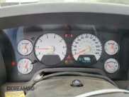 ✅ 2006 Dodge 2500 ST • VIN: 3D7KS26D16G202123 • Lot: 53137755. Wystawiony na Copart z przebiegiem 280 788 mil. Bezpłatny archiwum sprzedaży aukcyjnych z USA i szczegółowy raport historii pojazdu na DreamBid. Zdjęcie 9.