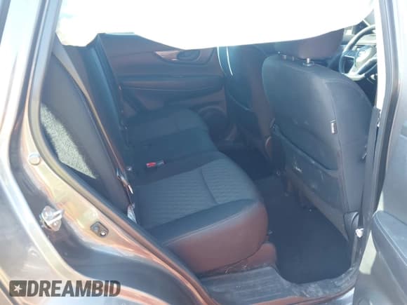 ✅ 2020 Nissan Rogue S • VIN: 5N1AT2MT8LC726778 • Lot: 43255636. Wystawiony na IAAI z przebiegiem 42 395 mil. Bezpłatny archiwum sprzedaży aukcyjnych z USA i szczegółowy raport historii pojazdu na DreamBid. Zdjęcie 8.