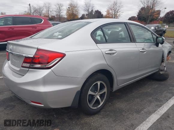 ✅ 2015 Honda Civic SE • VIN: 19XFB2F79FE208687 • Lot: 43532859. Wystawiony na IAAI z przebiegiem 183 195 mil. Bezpłatny archiwum sprzedaży aukcyjnych z USA i szczegółowy raport historii pojazdu na DreamBid. Zdjęcie 4.