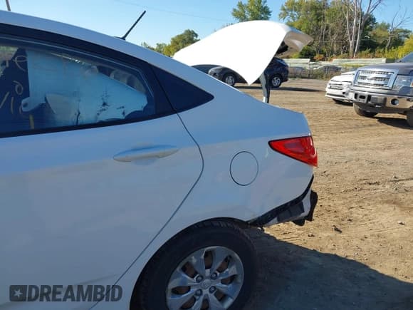 ✅ 2016 Hyundai Accent SE • VIN: KMHCT4AE3GU988508 • Lot: 43466885. Listed on IAAI with 144,960 mi. Free auction sales archive from the USA and detailed vehicle history report at DreamBid. Image 6.