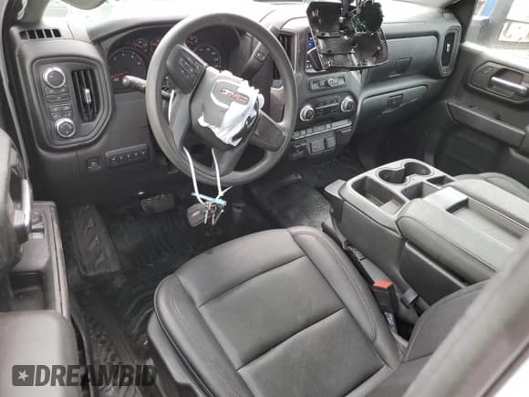 ✅ 2024 GMC Sierra 2500HD • VIN: 1GD39LEY0RF232977 • Лот: 65917464. Опубликован ранее на Copart с пробегом 28 901 миль. Бесплатный доступ к архиву аукционных продаж из США и подробный отчёт об истории автомобиля на DreamBid. Изображение 8.