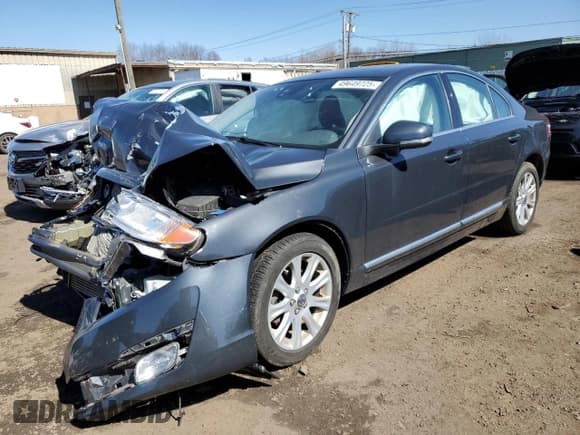 ✅ 2015 Volvo S80 • VIN: YV1902MK5F1191300 • Lot: 49649725. Listed on Copart with 84,822 mi. Free auction sales archive from the USA and detailed vehicle history report at DreamBid. Image 1.