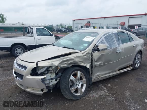 ✅ 2012 Chevrolet Malibu 1LT • VIN: 1G1ZC5E08CF200252 • Lot: 43232998. Wystawiony na IAAI z przebiegiem 176 559 mil. Bezpłatny archiwum sprzedaży aukcyjnych z USA i szczegółowy raport historii pojazdu na DreamBid. Zdjęcie 6.