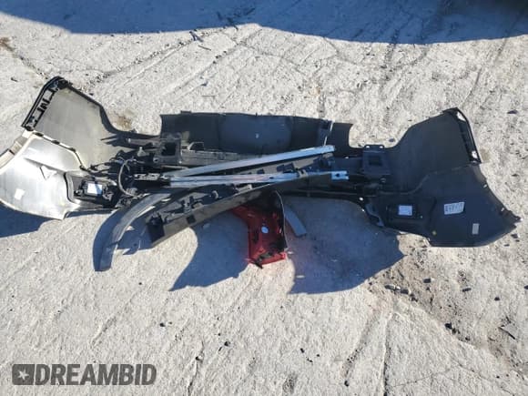 ✅ 2019 Cadillac XT5 Premium Luxury FWD • VIN: 1GYKNERS1KZ141129 • Lot: 64636845. Wystawiony na Copart z przebiegiem 65 930 mil. Bezpłatny archiwum sprzedaży aukcyjnych z USA i szczegółowy raport historii pojazdu na DreamBid. Zdjęcie 13.