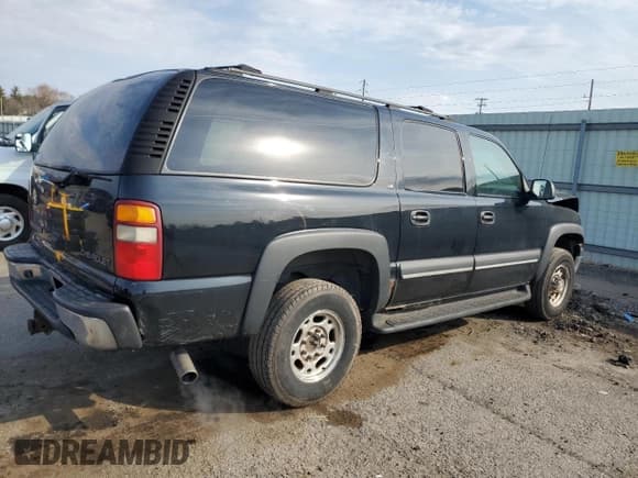 ✅ 2002 Chevrolet Suburban LS • VIN: 3GNGK26U42G214719 • Лот: 48887665. Опубликован ранее на Copart с пробегом 244 199 миль. Бесплатный доступ к архиву аукционных продаж из США и подробный отчёт об истории автомобиля на DreamBid. Изображение 3.