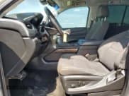 ✅ 2018 Chevrolet Tahoe LS • VIN: 1GNSCAKCXJR137495 • Lot: 66990185. Wystawiony na Copart z przebiegiem 170 079 mil. Bezpłatny archiwum sprzedaży aukcyjnych z USA i szczegółowy raport historii pojazdu na DreamBid. Zdjęcie 7.