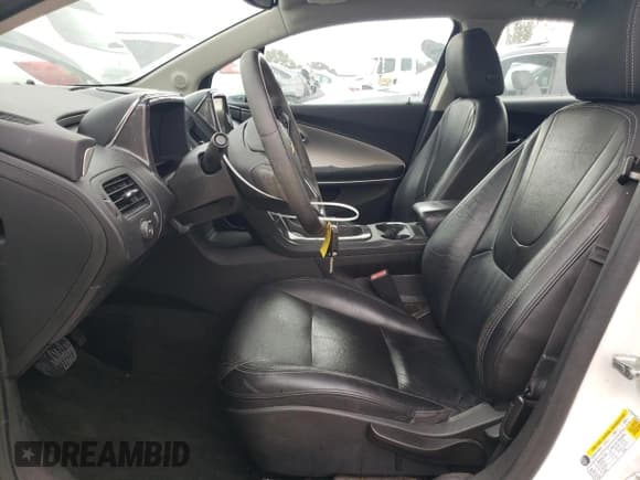 ✅ 2012 Chevrolet Volt • VIN: 1G1RD6E4XCU100400 • Lot: 81330985. Wystawiony na Copart z przebiegiem 74 353 mil. Bezpłatny archiwum sprzedaży aukcyjnych z USA i szczegółowy raport historii pojazdu na DreamBid. Zdjęcie 7.