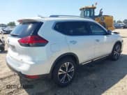 ✅ 2017 Nissan Rogue SV • VIN: 5N1AT2MT5HC889167 • Lot: 42046049. Listed on IAAI with 185,540 mi. Free auction sales archive from the USA and detailed vehicle history report at DreamBid. Image 4.